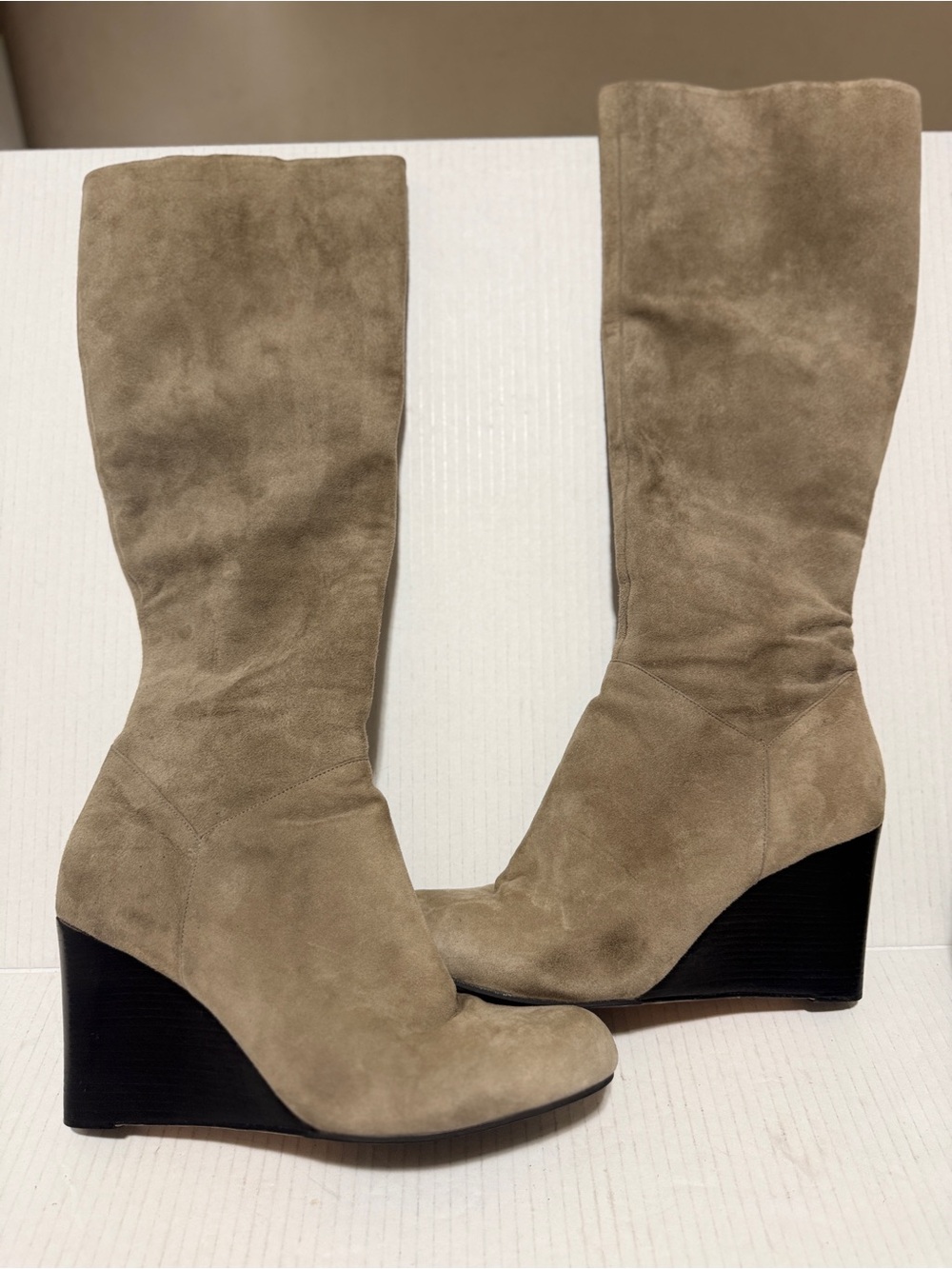 Cole Haan Nike Air Wedge Knee High High Sz 10 Taupe Women's Suede Boots